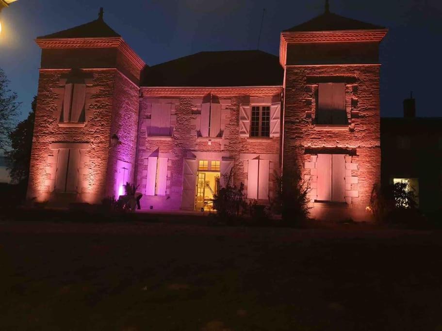 Chateau D'Issandou Golfech Exterior photo